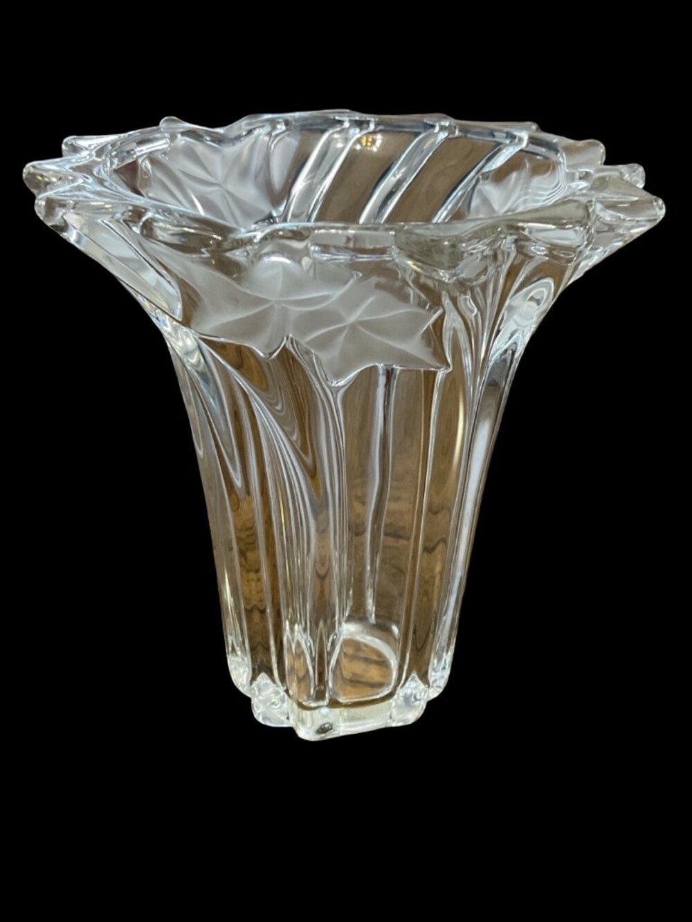 Crystal Vase w/ Frosted Ivy Accents